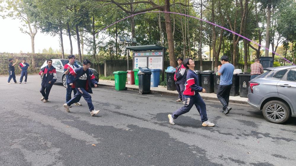 bfdc07e98a614d19b1ef6813f3b8544b.jpg bfdc07e98a614d19b1ef6813f3b8544b.jpg