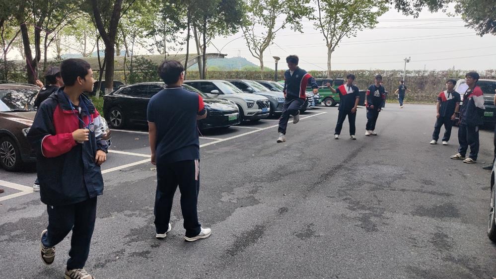 cee30986e7d14f5a90b92adf428b9c9f.jpg cee30986e7d14f5a90b92adf428b9c9f.jpg