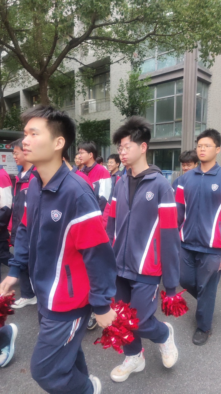 e934106fe57e4a0087b1623a1abf1156.jpg e934106fe57e4a0087b1623a1abf1156.jpg